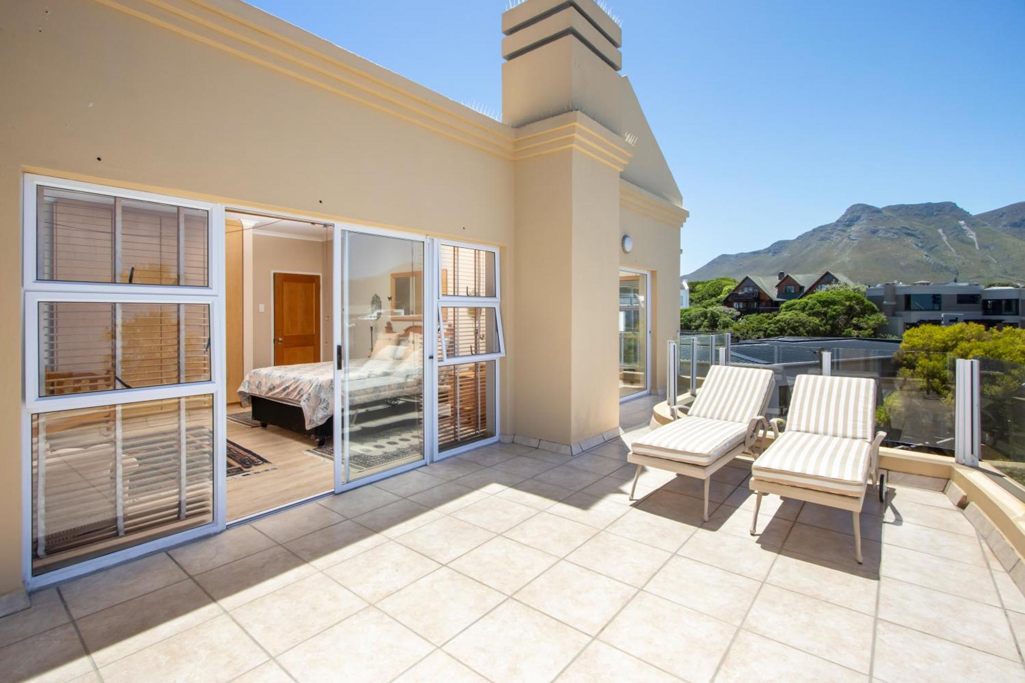 Villa Ocean View Living à Hermanus Extérieur photo