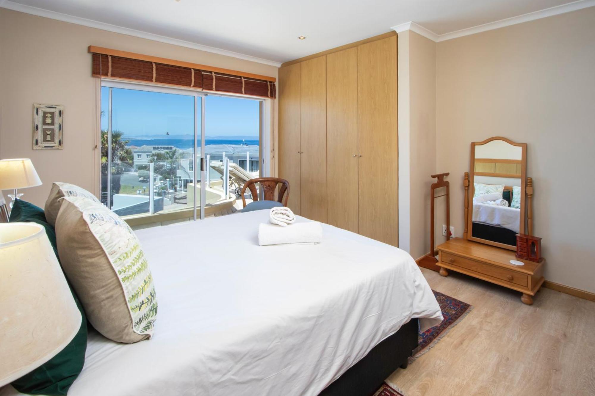 Villa Ocean View Living à Hermanus Extérieur photo